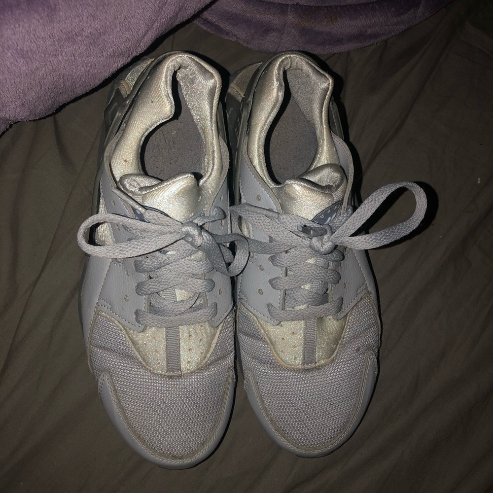 Nike huaraches